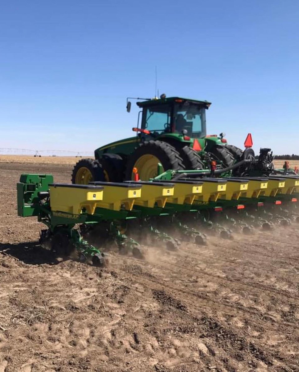 Big YES for planting season! Drop your favorite planting pics from 2022 below! 👇