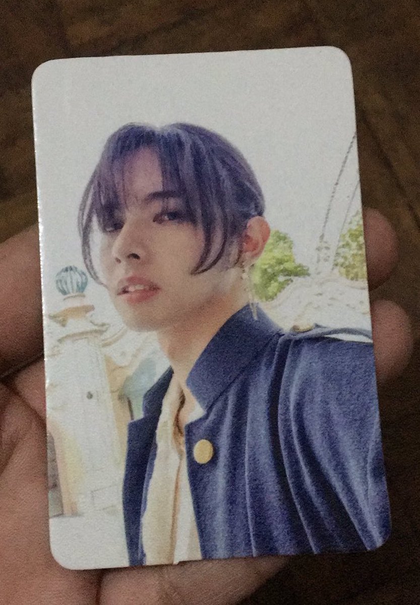 berrycorny_'s tweet photo. WTT

HAVE: JOSH (BLACK)
WANT: JUSTIN (WHITE)

can also be wtb/lfs si justin.
- can payo
- flexi budget
- mint condition 
- preferably onhand

please dm me if you have it. 

@SB19Official #SB19

sb19 josh justin pagsibol pc white black jah photobook photocard esbi joshtin https://t.co/f2Be1z36kJ