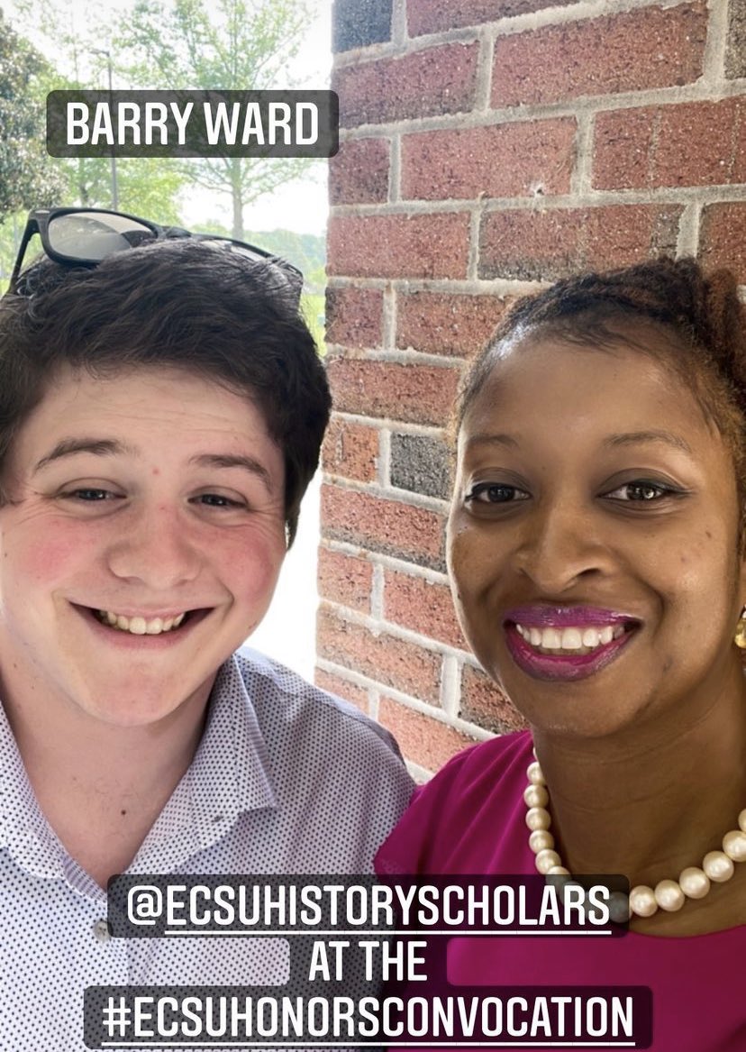 ecsuhistory's tweet photo. Congrats to History majors Barry Ward and Veronica Downing! Both received the Melvin L. Murphy Research Award in History at today’s Honors Convocation! We are so proud of you! #vikingpride #choosehistory
Credit: @VeronicaDownin3 https://t.co/ivmZtWp8tW