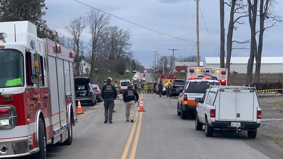 UPDATE: Crew members on today's fatal @mercyflightwny #crash in #Elba identified. The pilot-a retired NYS police pilot from #Churchville. The other man, a Bell Helicopter flight instructor from Texas. The investigation into the cause may take months.
BDN: https://t.co/RGyIRQP60z https://t.co/TGyJktSqEZ