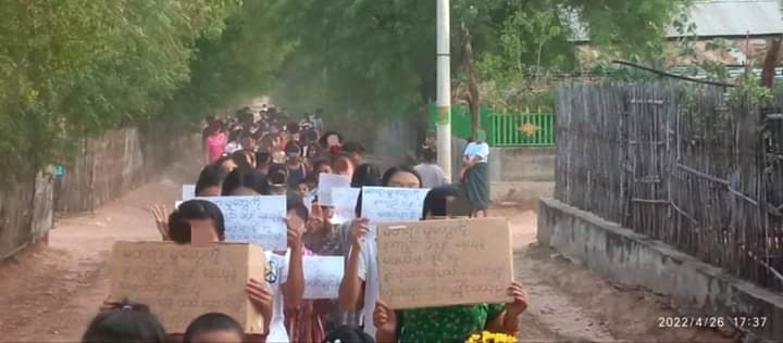 YuWaddy89164526's tweet photo. #China_StopSupportingFascistCriminals
#2022Apr27Coup
#WhatsHappeningInMyanmar https://t.co/2rs8q95fxh