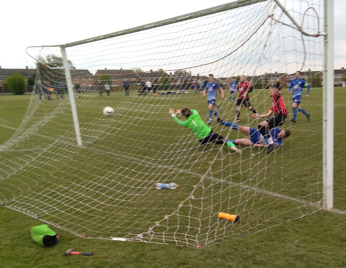 TonyIncenzo's tweet photo. Result of my @bedscountylge match tonight

@CliftonFC__ 2 @BlueWoottonMens 1

Attendance 58 (my headcount), teamsheet programme printed from FA Full-time. Football grounds visited - 2,432

@fcbusiness @NonLeagueCrowd @BedsFA https://t.co/VH9PHZCEIi