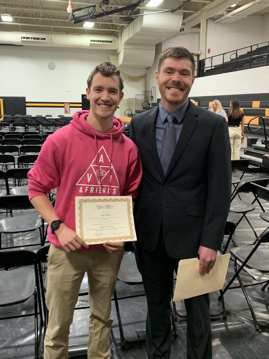 NorthviewG's tweet photo. Today’s Academic Awards Assembly @NVHSWildcats  @SylvaniaSchools @SuptSylvania https://t.co/JTkzMSPBAc