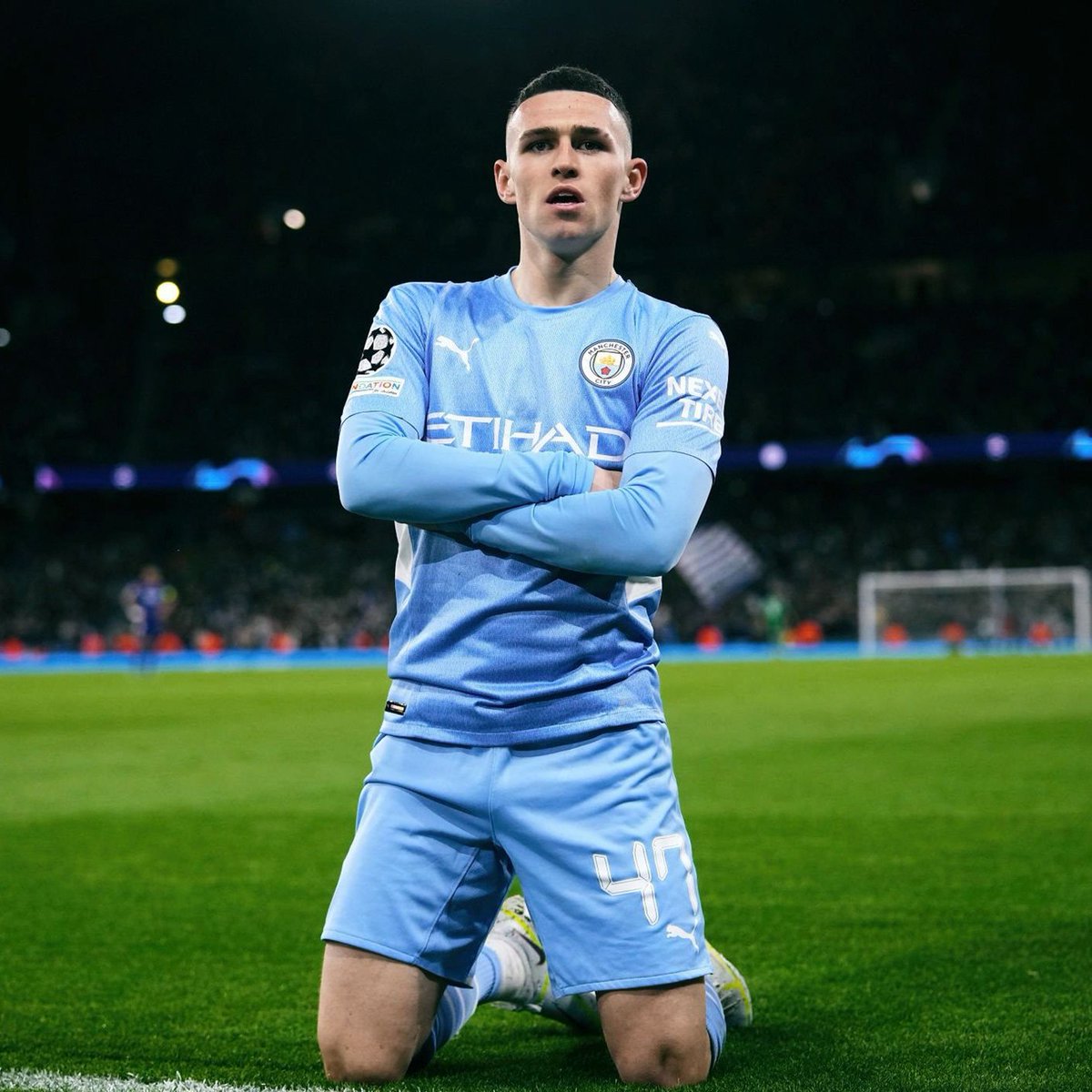 City_Xtra's tweet image. 📸🥶 Too cold. @PhilFoden