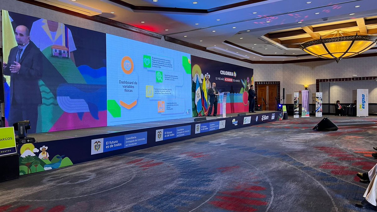 EEGSAGuatemala's tweet photo. Hoy en el Foro Centroamericano de Servicios Públicos y Renovación Urbana organizado por ProColombia, los ingenieros Wilmer Casasola y Wilson Pérez de ENERMETRIC participaron exponiendo sus experiencias en relación al sistema de bombeo de agua potable y sus beneficios. https://t.co/fCu1PsPsbc