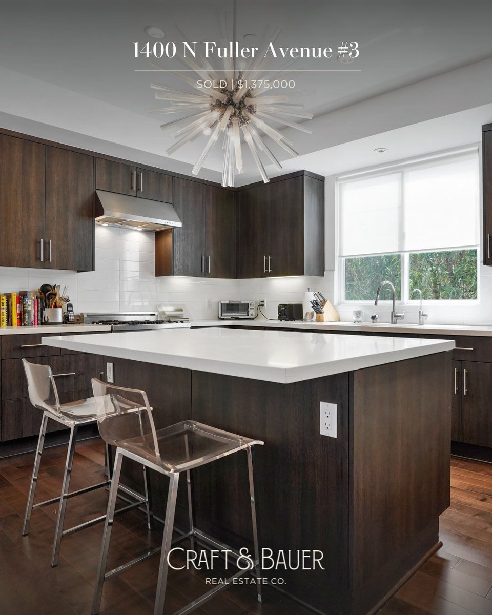 CraftAndBauer's tweet photo. Close to Runyon Canyon, The Sunset Strip, restaurants, and shops with peaceful views of the Hollywood Hills and Downtown Los Angeles, this bright and modern tri-level home is #SOLD!🥂 

🏡 Buyer represented by @anjkohlicat x @dialdominic · $1.375M https://t.co/IUhPO3JKUy