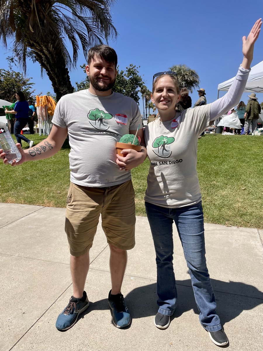 TreeSanDiego's tweet photo. Beautiful day tabling at the KenTal Earth Day celebration this past weekend !โ๏ธ We love engaging with you all at these family friendly events, and are looking forward to a week full of festivities for #ArborDay !
#earthday #earthmonth #treesd #urbanforestry #treeskental https://t.co/Ie0n58b5sj