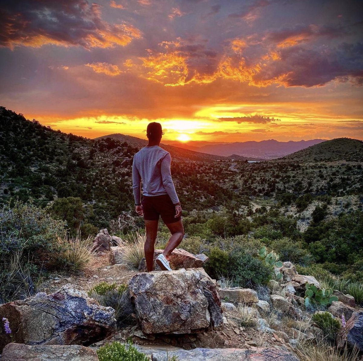 LiberationWG's tweet photo. Living a life full of meaning is greater than living a life constantly on the search for “happiness”. https://t.co/EP0p1U8jE0