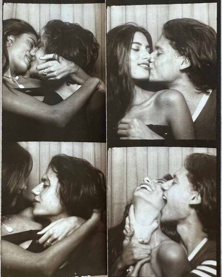 versacesbish's tweet photo. i love these kind of pics. they make me feel miserable https://t.co/OmNWUZTvgY