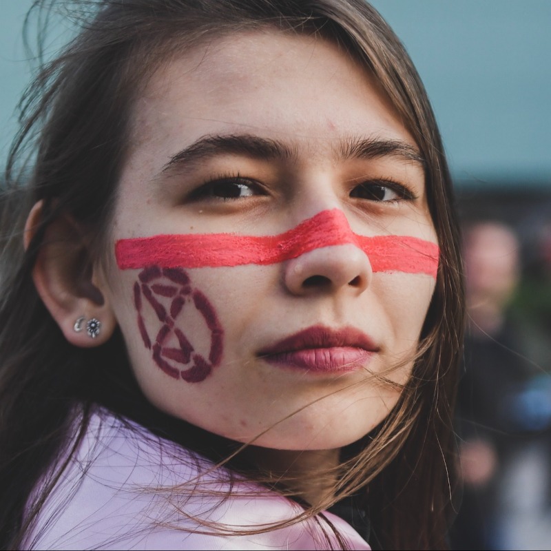 patagonia's tweet photo. Patagonia grantee @HumanImpacts is looking for NYC-based youth who share their passion for advancing environmental justice and using art to drive community impact.

Click to learn more about their paid fellowship program and apply by May 1.