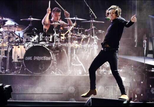 JoshDevineDrums's tweet photo. 8 years ago! Bogotá Colombia! Now @Harry_Styles is still absolutely crushing it! Couldn’t happen to a nicer person! Hope you’re well friend x https://t.co/iM4pu2ppB4