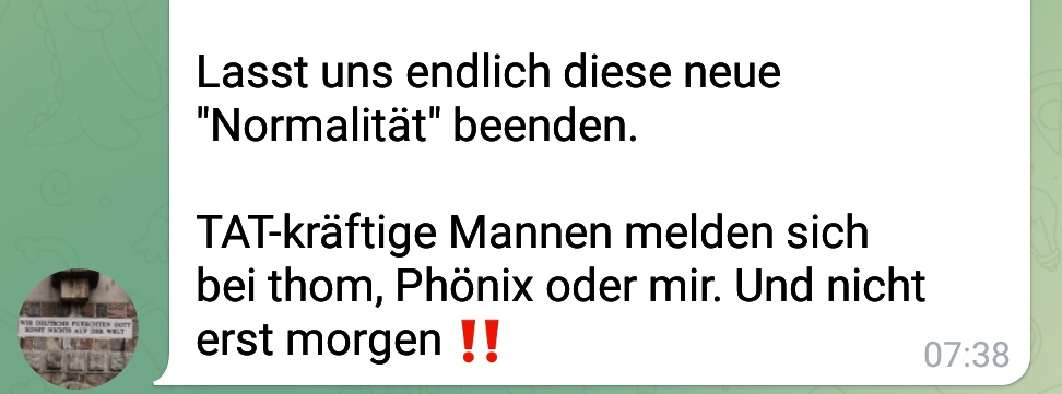 SWAProtest's tweet photo. #VereintePatrioten #VeteranenPool 
Admin "Phöenix Lokisson" war zuletzt am 22.04.22 im Chat aktiv. In der Mitgliederliste fehlt er, nach Ankündigung Neuorganisation "aus aktuellem Anlass". 
Ob es etwas mit "Sven Georg"s Aufruf aus 01/22 zu tun hat? https://t.co/pruReY0D5F