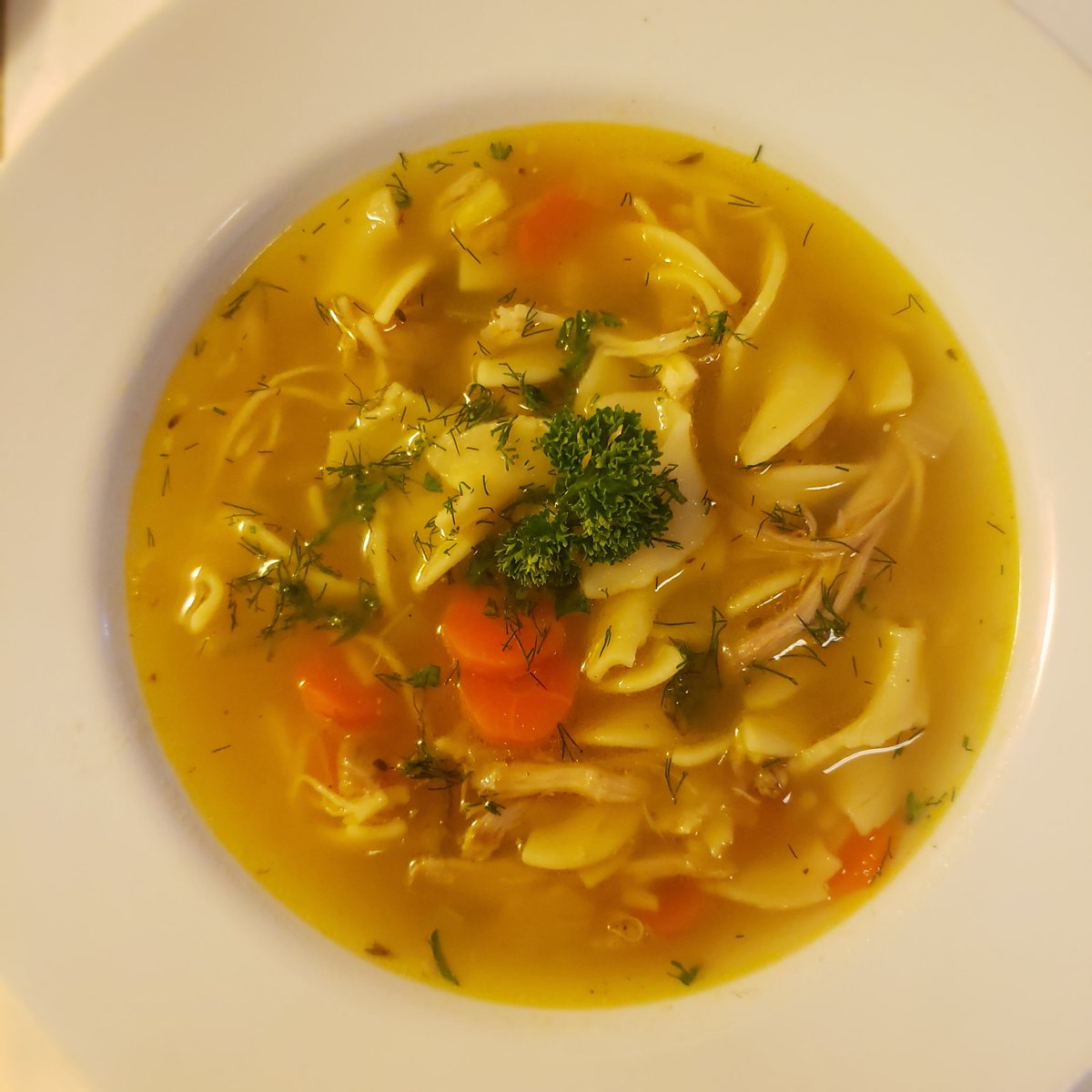 A day like today  calls for some comfort food &amp; some homemade chicken noodle soup always hits the spot! 🐔😋
#homecook #homecooking #chickennoodlesoup