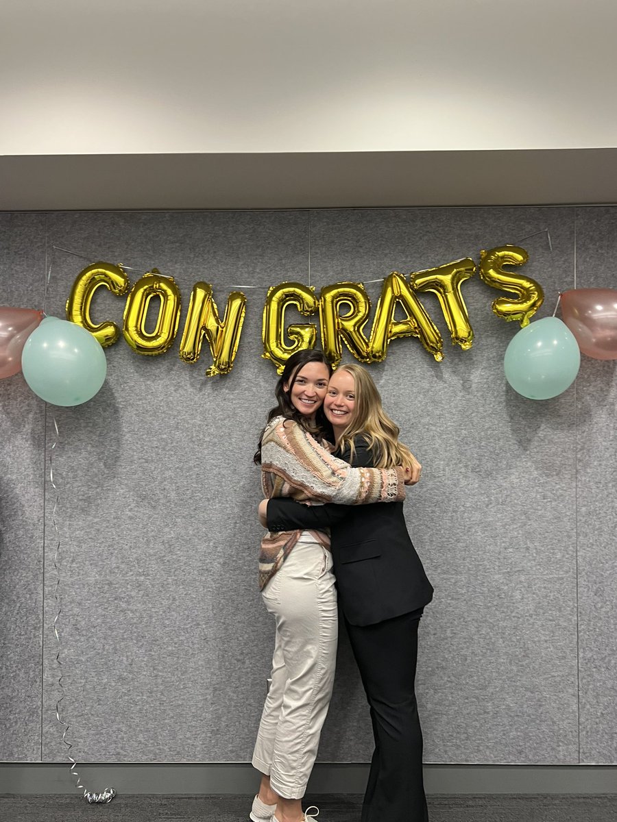 AnaPeredo5's tweet photo. Congratulations to @HannahZlotnick  for officially becoming Dr. Zlotnick! 🎓 Amazing work and thesis defense! Can’t wait to see the amazing work you do as a future postdoc. #PhDone https://t.co/RWUvv2OZdE