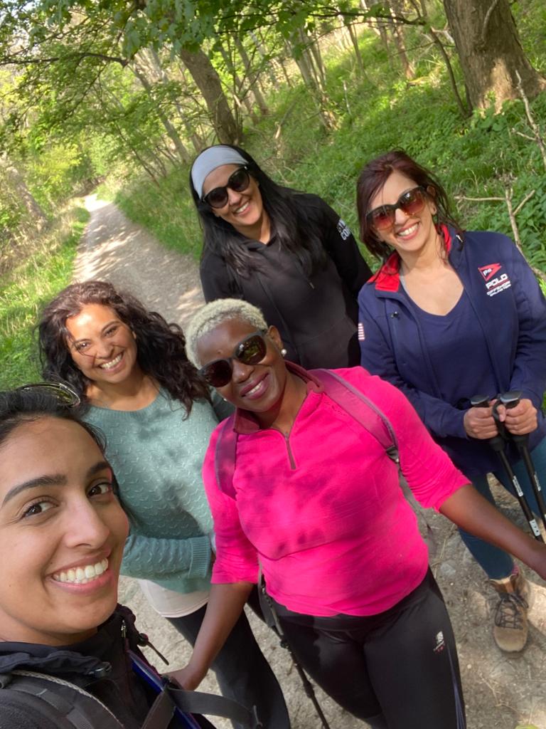 educatinggeeta's tweet photo. Dadima's 24th April #KinderScout hike was super special in the #chilternhills @chilternsaonb There's a series on my IG page for more videos &amp; pics https://t.co/QyAINuEzuP
See blog for two May walks ⬇️ https://t.co/AVIkxiYR3v #diversifythecountryside  #connectingpeoplewithnature https://t.co/IN1Bm5l95F