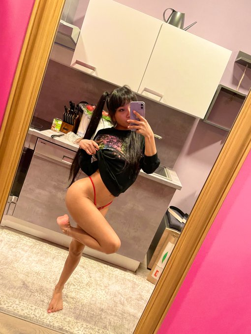 Let&rsquo;s cook 👩&zwj;🍳 https://t.co/60ITmi7k5N<a href="/tag/feet"class="tags"><span>#feet</span></a><a href="/tag/footjobs"class="tags"><span>#footjobs</span></a><a href="/tag/onlyfanspromo"class="tags"><span>#onlyfanspromo</span></a><a href="/tag/bootysissy"class="tags"><span>#bootysissy</span></a>