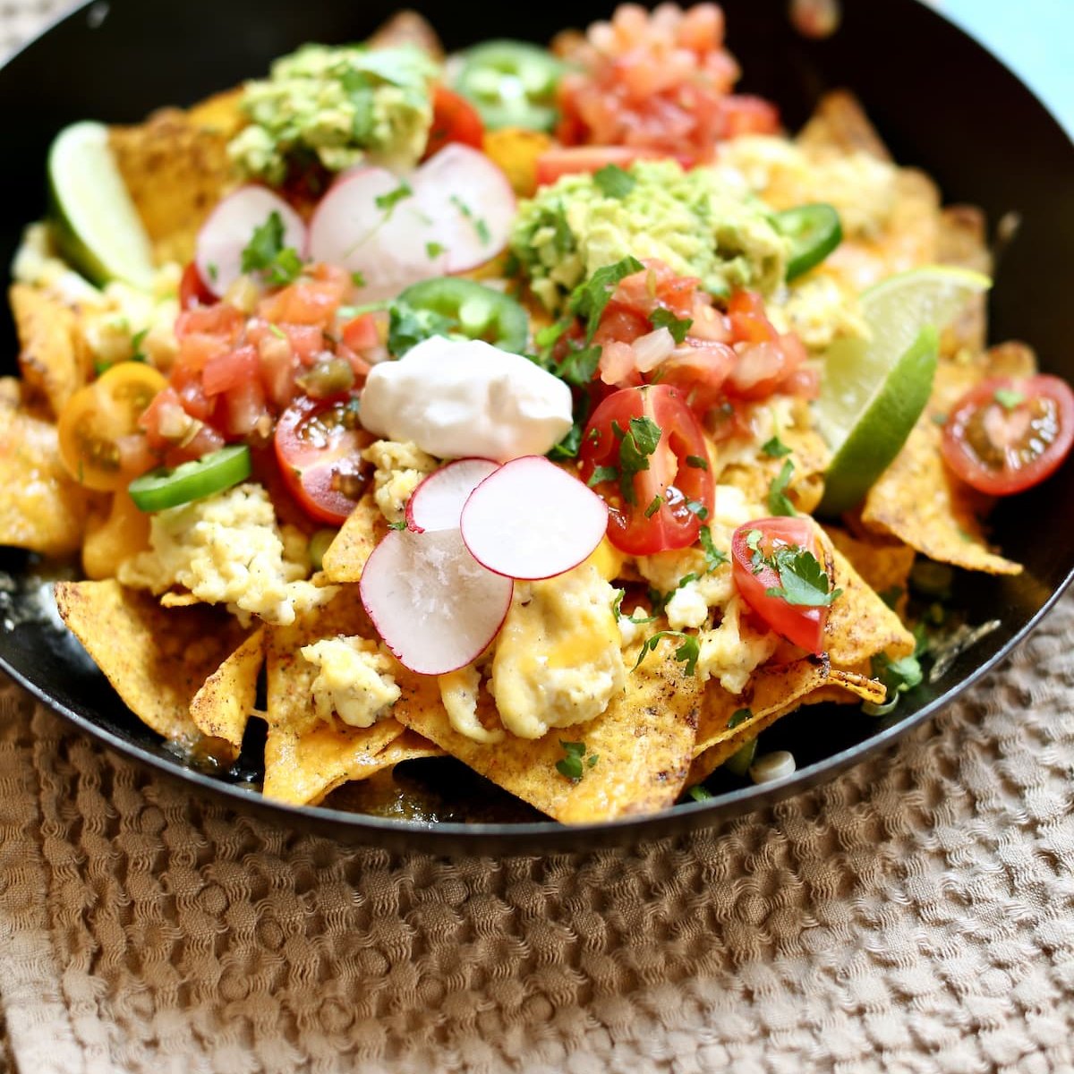 StudioDeliciou1's tweet photo. Breakfast Doritos Nachos are a great way to start the day...everyone loves this recipe! https://t.co/h9WkxoXFwC https://t.co/vQUsk0QeR7