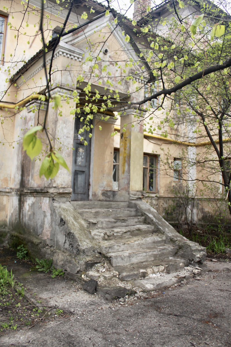 ludmi0701's tweet photo. Лівий берег Києва. 
#Київ #Україна #весна2022 #StopRussianAggression #stopwar #Ukraine #Kyiv #весеннийКиев #uasobeautiful https://t.co/mVHHlzkpuj