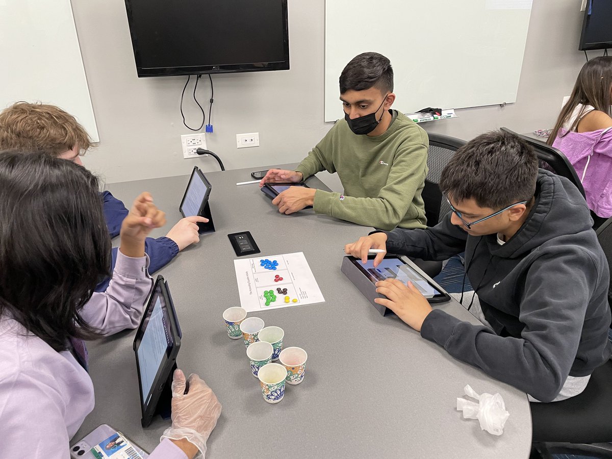 CoachMiller_CHS's tweet photo. Teaching can take on many different learning styles before students “get it!”Here in Business Explorations, Ss review the Accounting Equation using M&M candy in a tactile, visual hands-on approach. #AccountingIsTheLanguageOfBusiness @ConantBusEd @mr_grana A=L+OE @ConantCougars https://t.co/sV6CgzCA1K