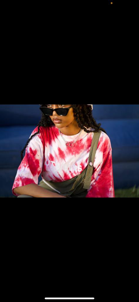 0utsiders_tm's tweet photo. Order today for the price of only $15 and also you can pay an extra $5-$10 for your own custom made tee 😊 https://t.co/IkQB7NZ2H2