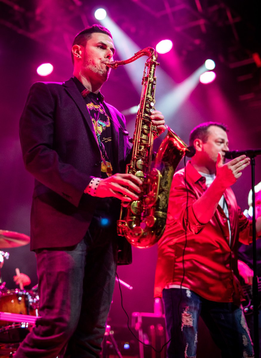 MatthewAlecJazz's tweet photo. #FOURNR - The Premier Foreigner Tribute live at @HOBCleveland 4.2.22 - part deux
Thanks to Gabe Fedor at #riffsterproductions for the great shots.
#matthewalec #saxophone #foreigner https://t.co/MALhTSqXe1