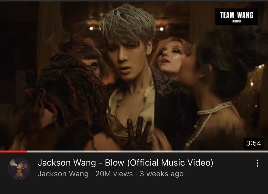 coreiaplus's tweet image. 'BLOW', último MV lançado por Jackson Wang há 3 semanas, passou de 20 milhões de visualizações 🥳

▶️ youtube.com/watch?v=qCZHar…