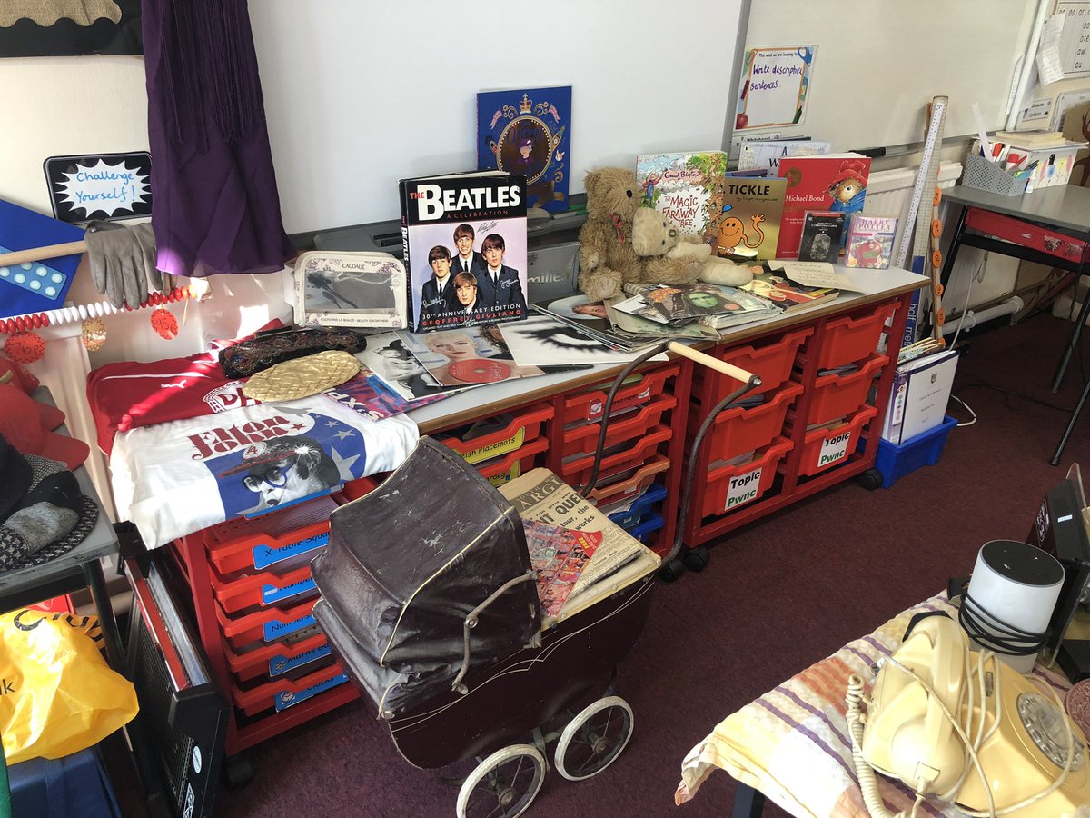 CastlePark_Cald's tweet photo. What an amazing start to the new term and new topic. Y3 are already inspired by ‘The Queen’s Decades’. Class museum, dressing to impress, human timeline, dancing The Jive and choosing our favourite song from ‘Now32’ just for starters! @EAS_Humanities #enjoymentinlearning https://t.co/9ZXVfzo9oy