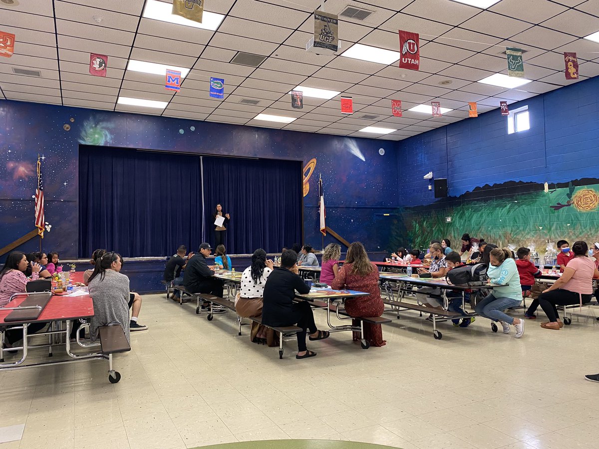 LRE_Wranglers's tweet image. Lopez-Riggins Coffee Chat. We will be here until 5:30 with some great information and resources. Come out and join us! ☕️🍪😁 @LRE_VHdz_LFE @CouNavarro @LFCISDFamEngage