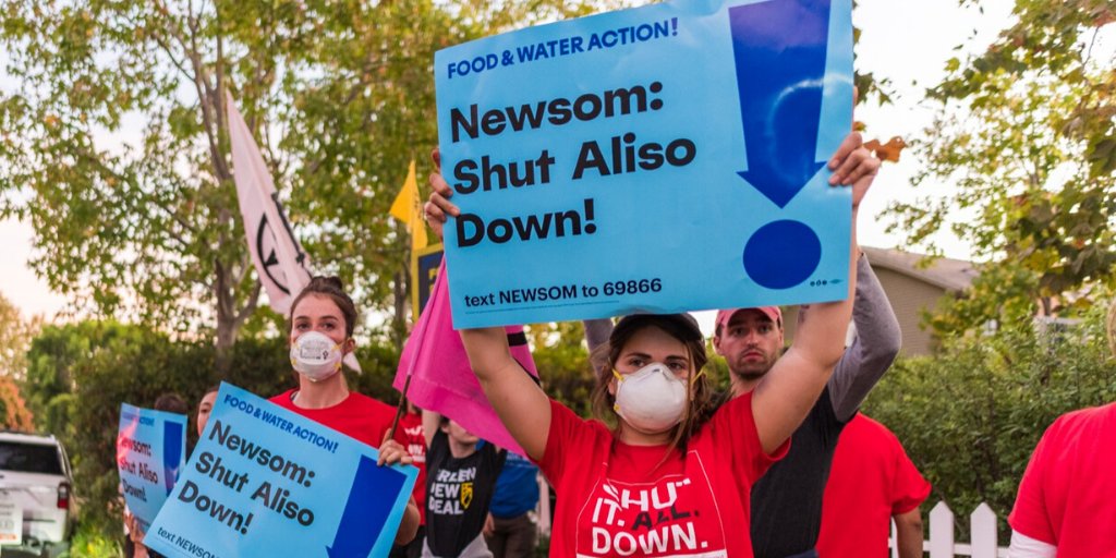 RealFoodNagy's tweet photo. 🚨CA Sen. Ben Hueso wants to kill #SB1486, bill to #ShutAlisoDown, by removing the moratorium on Aliso Canyon's use that will keep it as an asset of last resort for emergencies AND by removing the closure timeline of 2027. We wouldn't be here if @GavinNewsom kept his promise! 1/3 https://t.co/H9HZD2LRyK