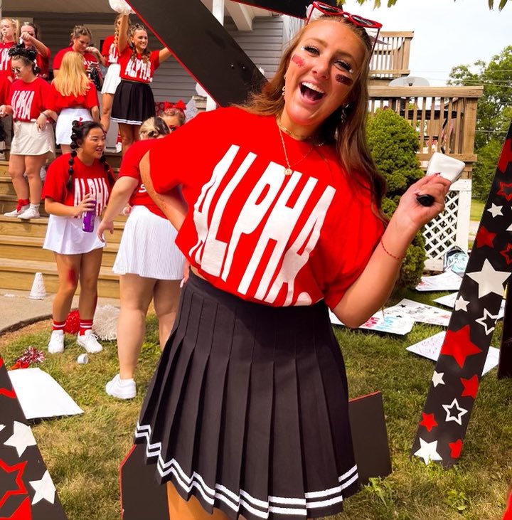 grumpyh72's tweet image. Happy 20th Birthday to my daughter Baylee. We are so proud of you! And yes, I now am officially old because I no longer have a teenage child. Love you!