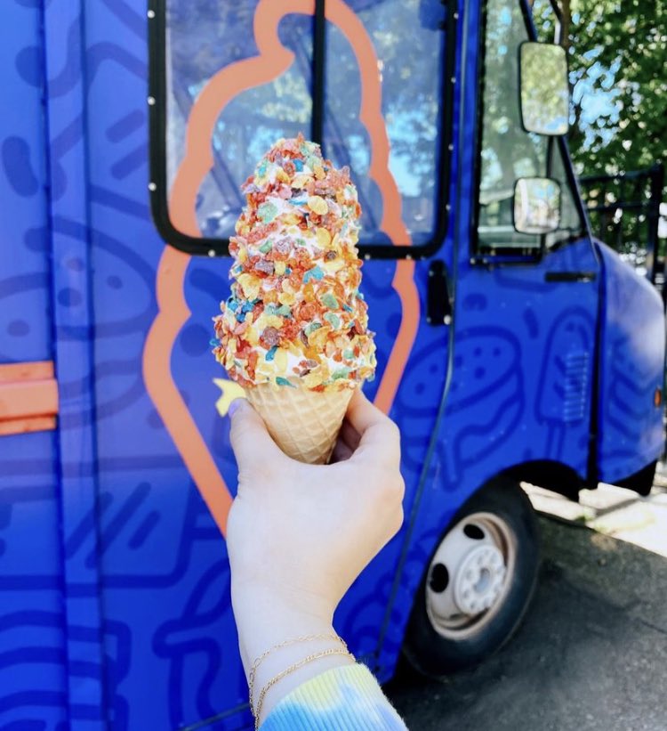 A fan favorite: The Elton John! 

Come see us and get your own! 

Open today until 10pm! ❤️💙💛🧡