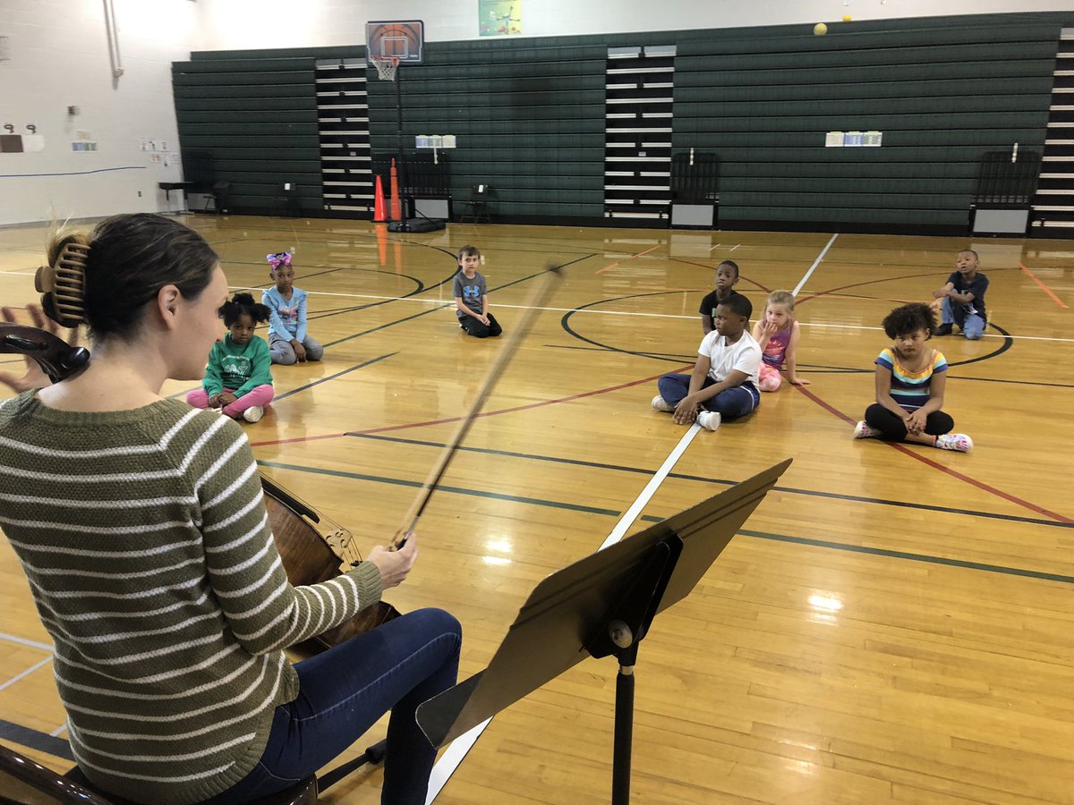 crosbykeys's tweet photo. Thank you @LouOrch for sending such wonderful #musicians to perform for @BreckFrankES students this season! We’ve enjoyed them all! #JCPSKY #JCPSmusic https://t.co/JaMa9umcDt