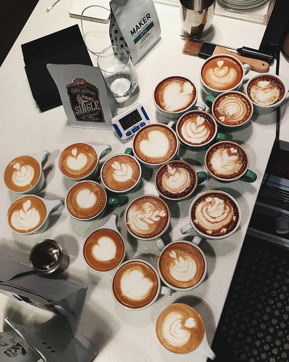 ChailaiB's tweet photo. Do you like some coffee? https://t.co/qG5Oah6V35