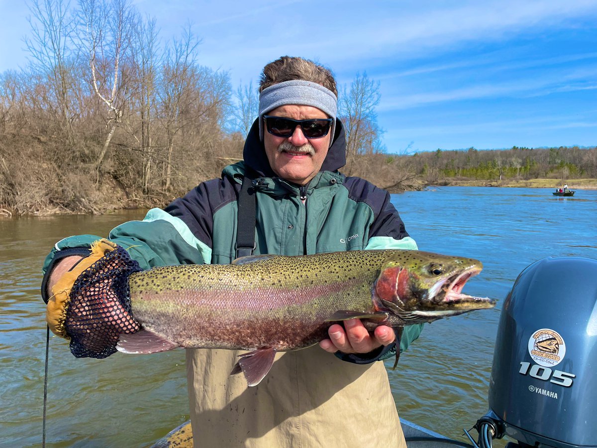 Morgy_moore's tweet photo. My dad >>>> your dad (This beauty he pulled off the river the other day) #catchinghogs https://t.co/4ky6MAabwV