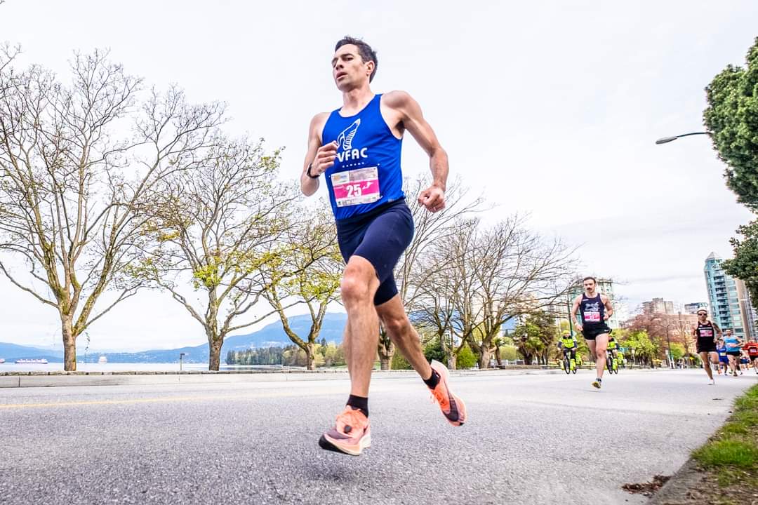 nbrowne80's tweet photo. #SunRun on Sunday was great! Capitalised on the Masters category holding on for the win despite a rough second half. Earned my biggest prize money in 22 years of racing! Perseverance for the win 😜
32:44 for 26th OA (16:03/16:41) #VFAC @V_FAC @VancouverSunRun 📸 Jon Behnke / Jim https://t.co/hpTOQQVn6j