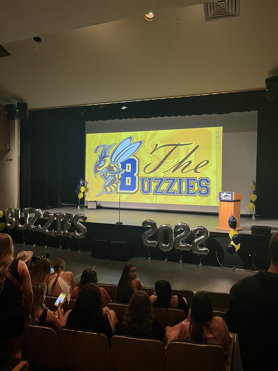 MikeBaze4015's tweet photo. Itโs that time of the year, we get to celebrate our student-athletes and supporters!! Buzzies!!! @MSUBsports @msubillings ๐๐๐ #JacketStandard https://t.co/yf90eI8ard