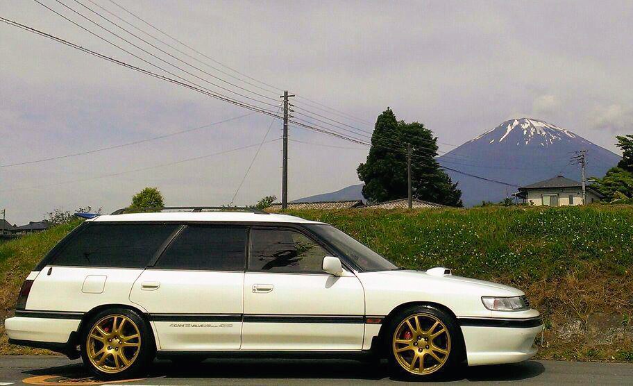 xjrxMHTamYN2ldR's tweet photo. #これを見た人は愛車の背景が富士山の画像を貼れ
#スバル #レガシィツーリングワゴン #BF5C
#レガセッションズ #LS2016
6年くらい前の…レガセッションズ
富士スピードウェイへ行く道中♪ https://t.co/ilJgPWWTPd