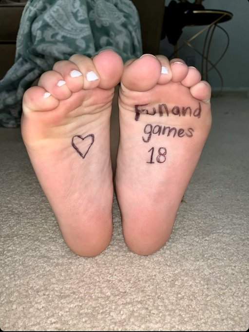 🦶🏻🦶🏻 https://t.co/Uv6HD9mWL3