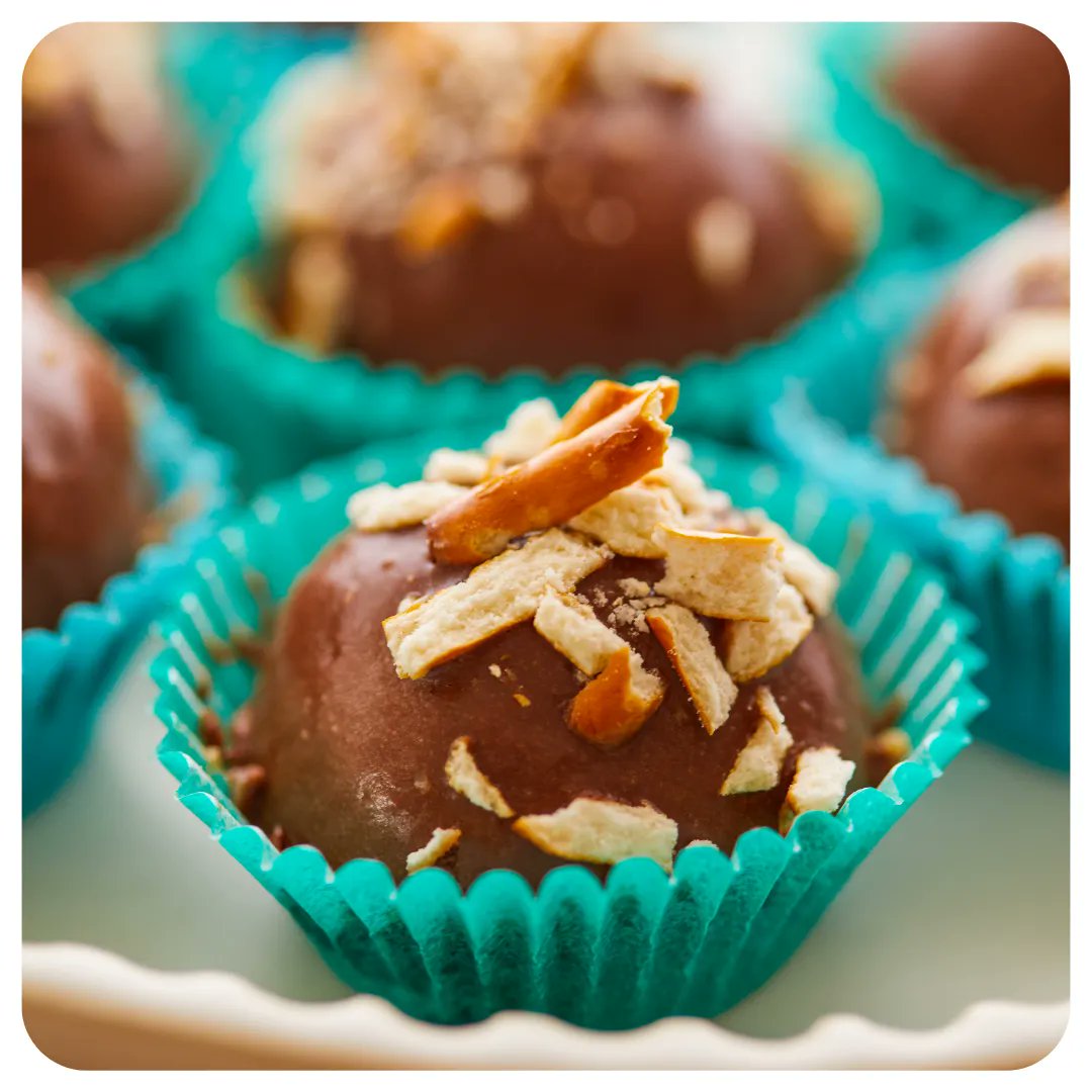 It's Pretzel Day (who knew?).  

In honor in National Pretzel Day, we are sharing with you are easy, no-bake recipe for Chocolate Peanut Butter Pretzel Truffles. Don't forget to share (or make) with friends!

buff.ly/3g1ldbf

#NationalPretzelDay #NoBake #EasyRecipes