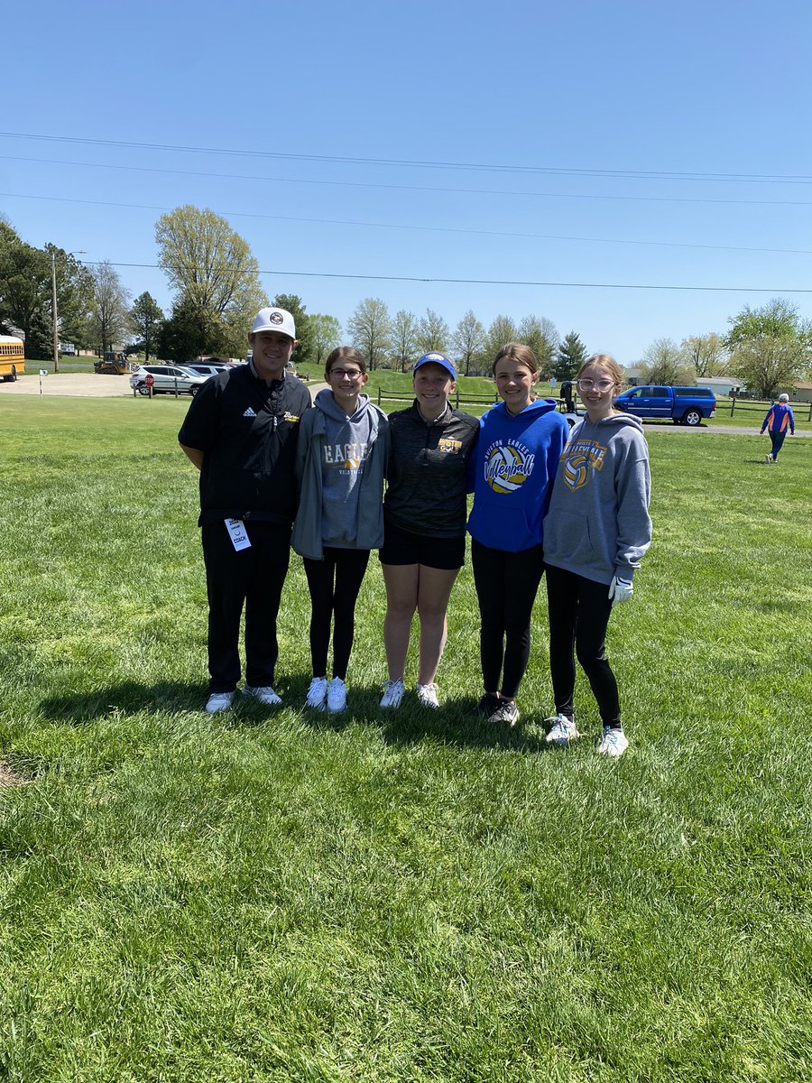 AvistonEagles's tweet photo. Great job to all of our AGS golfers who participated in the Regional today in Okawville! 

For the boys, Bryce Toennies placed 6th and Will Kampwerth place 2nd. Maya Kampwerth earned 5th place for the girls. They advance to state on May 10th at Rend Lake!! 

#AGSProud 💙💛 https://t.co/B5ppXtGxqG