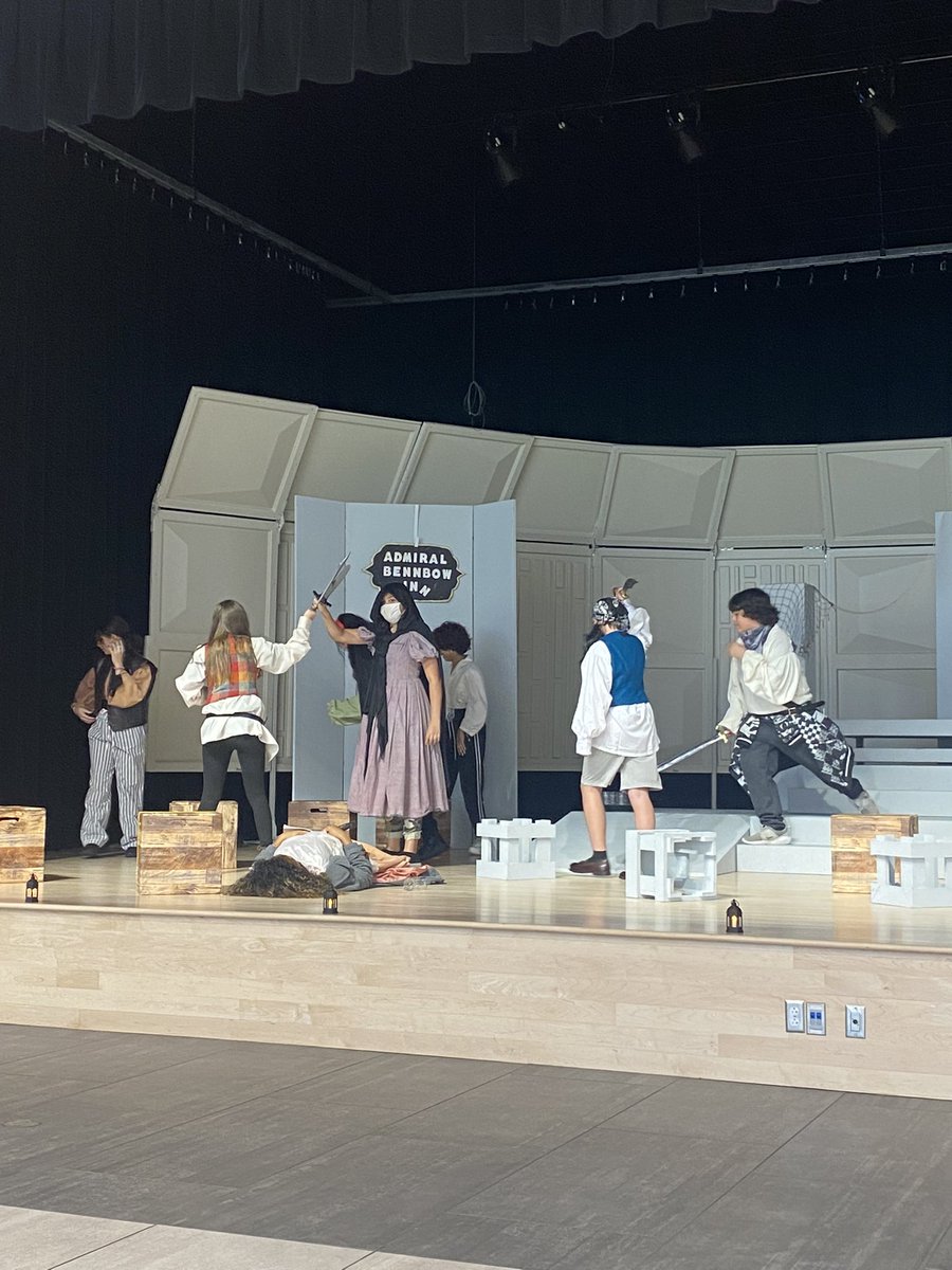 Amanda Carlton tweet media