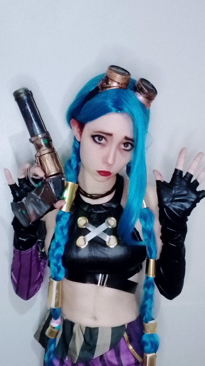 ladyabobora1's tweet photo. Mas nossa não espera que ia me gostar tanto de jinx :0
#arcane #cosplay #Jinx https://t.co/GEfpYunJzy
