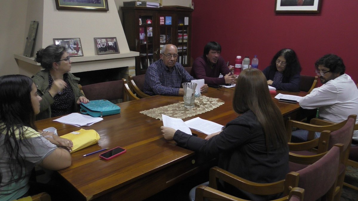 Esta noche se reunió la Comisión de Transporte, resolvió invitar al Director General de Tránsito de la Intendencia de Tacuarembó, en el marco de un anteproyecto referente a la construcción de estacionamientos para bicicletas en las terminales de ómnibus y en espacios públicos.