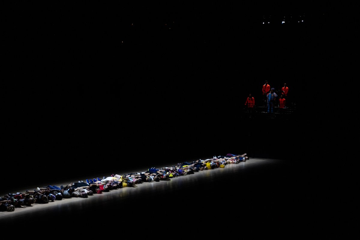 The return of <a href="/BTJAZCo/">BillTJonesArnieZane</a>'s "Deep Blue Sea" is April 29 &amp; 30 at The Mann Center in Philadelphia, PA! If you're in NYC and missed the premiere in October, make a short trip over to Philly for this singular and powerful experience! manncenter.org/events/2022-04…