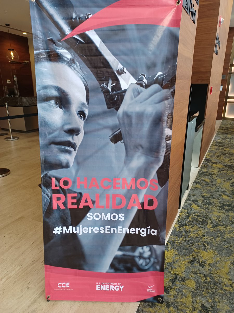 ajf_mi's tweet photo. Excited for the Women in Energy Conference in beautiful Merida, Mexico! #WomenInSTEM #MujeresEnEnergia @cceoficialmx https://t.co/fj27KXUfdy