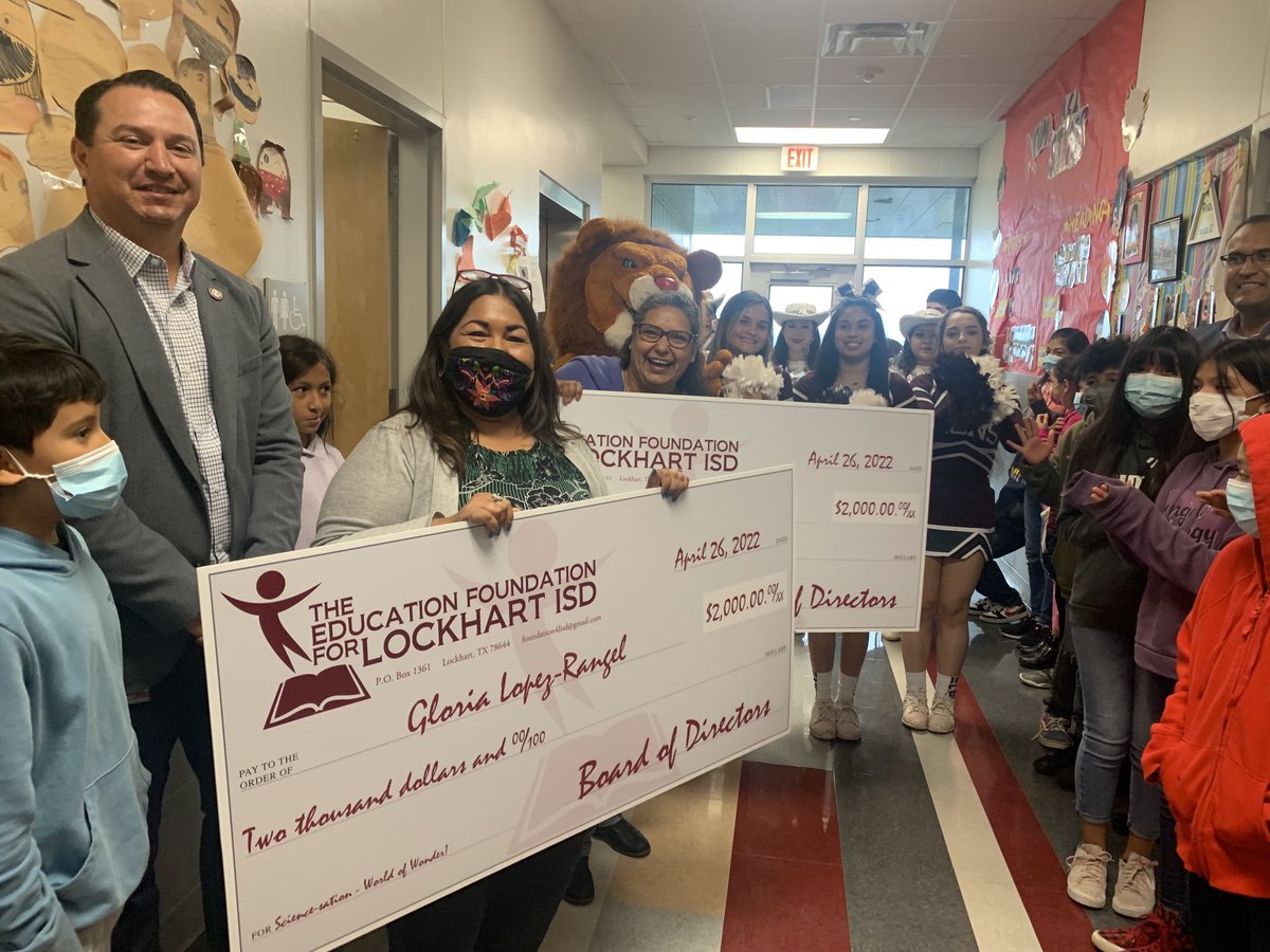 OlivaresLHS's tweet image. Overjoyed to have been selected to receive an @Foundation4LISD grant this year. Congratulations as well to my colleagues. 🥳🥰❤️ Thank you Education Foundation for your year round support &amp;amp; for having a #LockHeart4People &amp;amp; #UnlockingPotential in each one of us.  #SomosLosABSLions