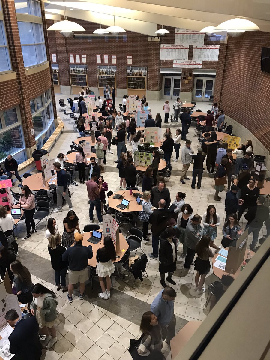 HHSHudsonHawks's tweet image. 10th grade students showcased their Civic Action Projects tonight! Great work sharing out weeks of research and community outreach.