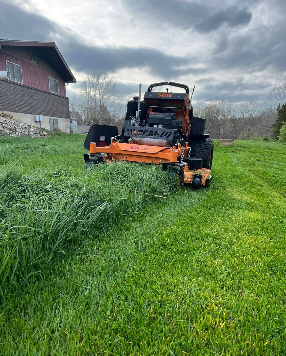 ScagPower's tweet photo. There isn't anything getting in the way of this V-Ride II.πͺ
Thanks for sharing a picture of the new V-Ride II, Kaleb P!
#Scag #ScagPowerEquipment #ScagMowers #SimplytheBest #TheScagDifference #LawnCare https://t.co/cPz0oOflPG