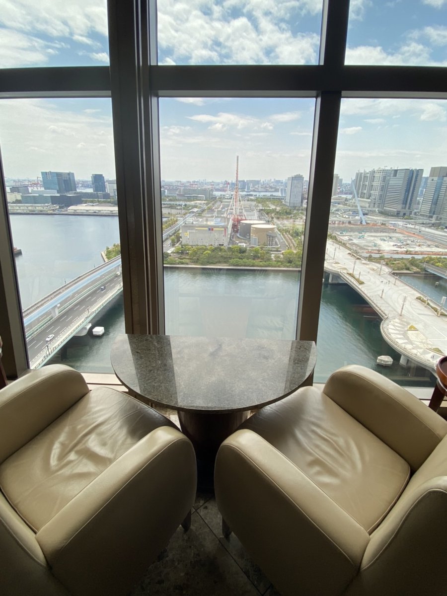 おはようございます☀
久しぶり投稿です🥹
世の中はあっという間に今週GW突入しますね🎶
変わらずコツコツやるべきことやり続けます🥰
今日も1日頑張るぞ🔥🔥🔥

#おはようございます
#朝活
#モーニング