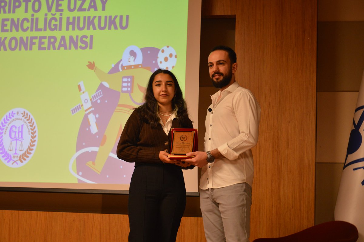 Den Roycer tweet media